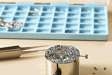 贵阳劳力士手表官定点售后维修点地址