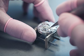 贵阳劳力士手表售后维修中心位置查询